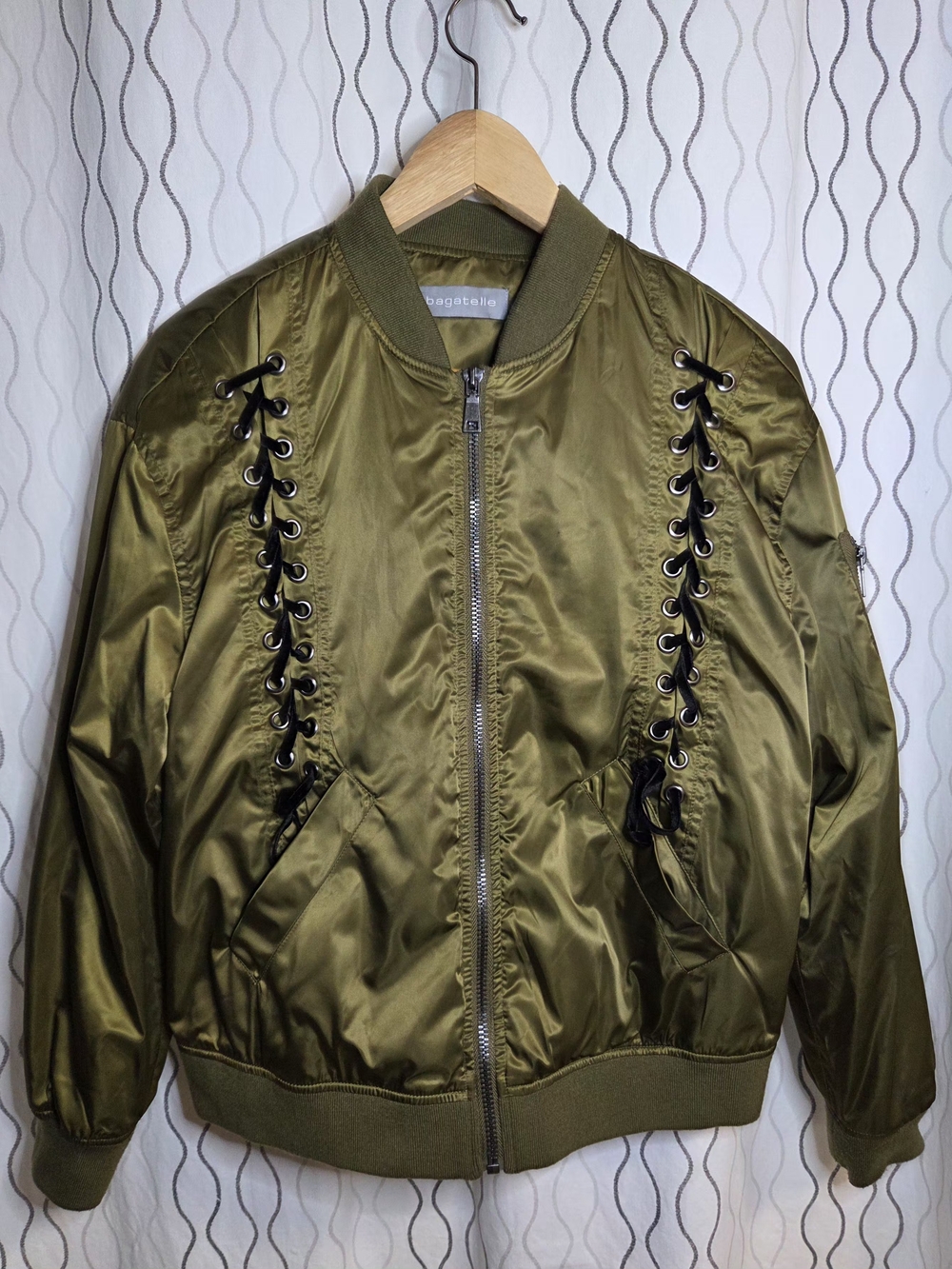 Lace-Up Olive Green Bomber Jacket - Bagatelle
